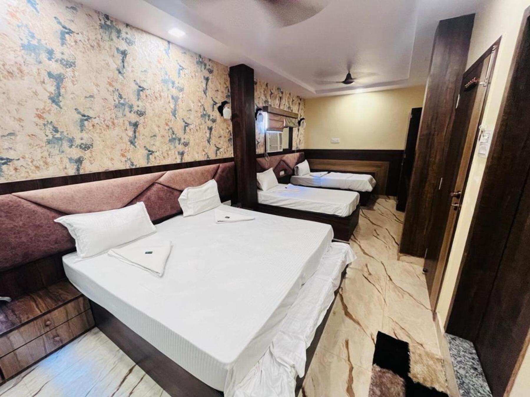 Ks Paying Guest House فاراناسي المظهر الخارجي الصورة