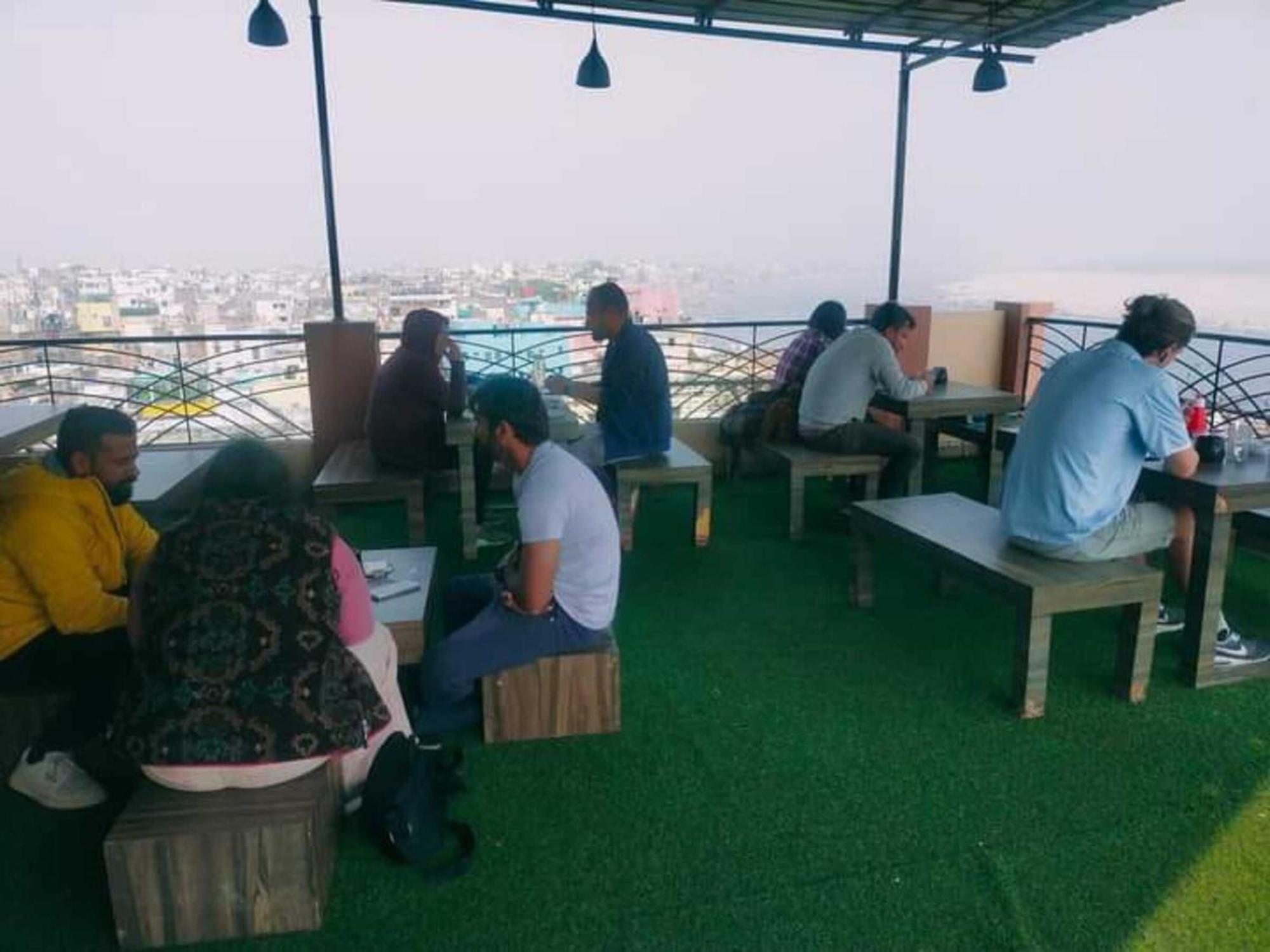 Ks Paying Guest House فاراناسي المظهر الخارجي الصورة