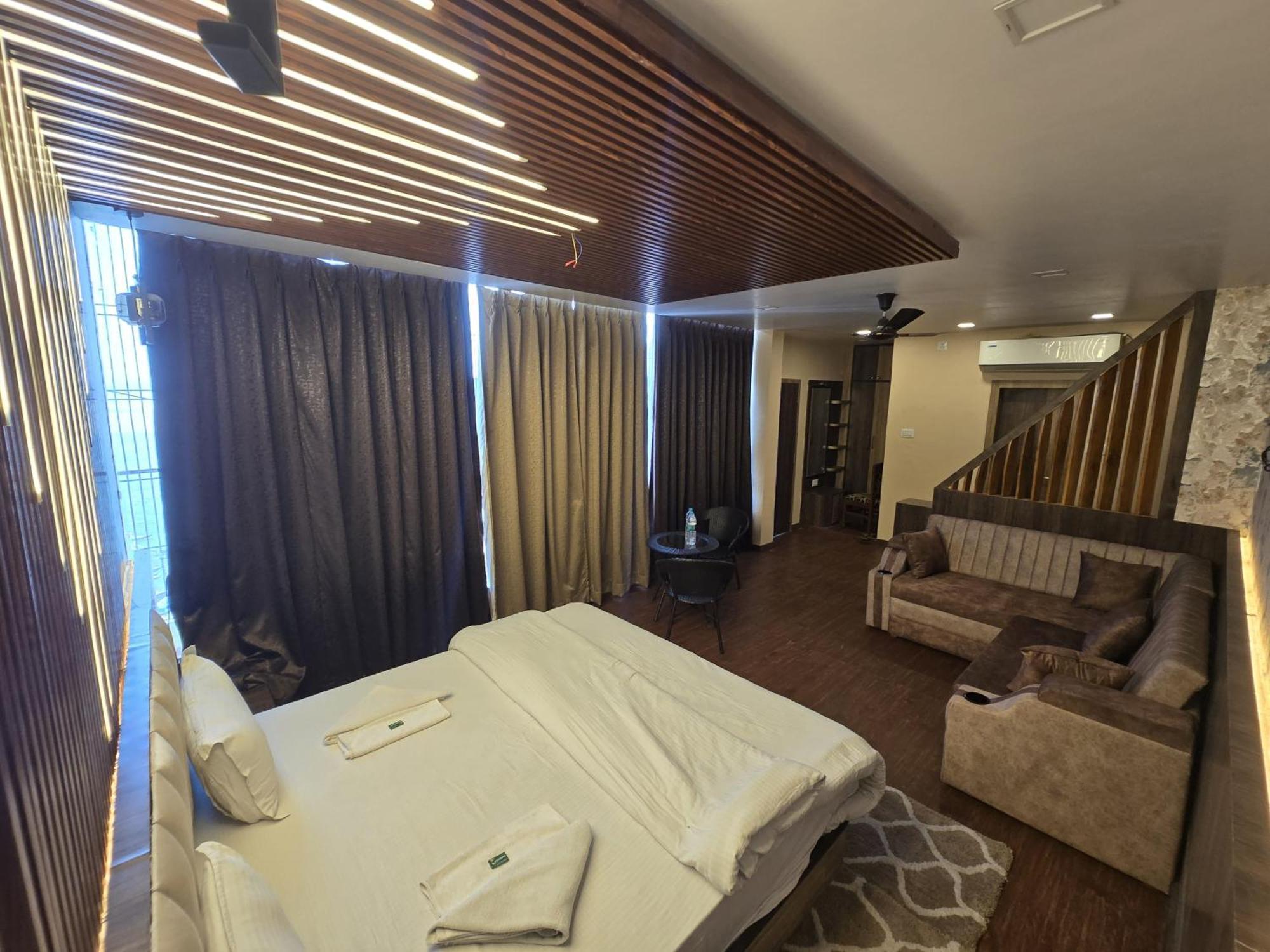 Ks Paying Guest House فاراناسي المظهر الخارجي الصورة
